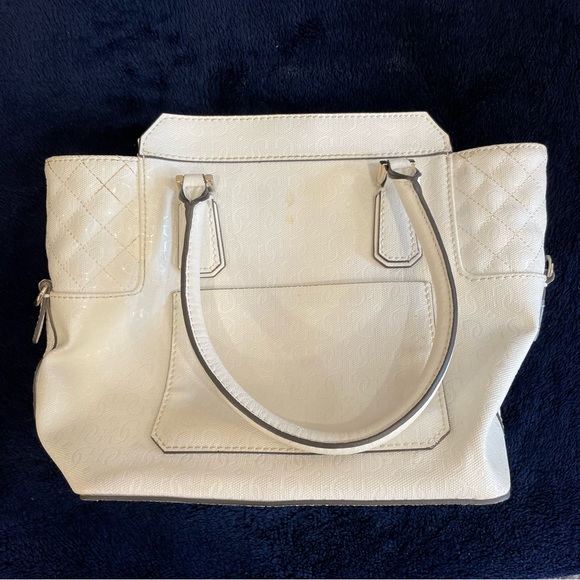 White Guess satchel bag - Picture 2 of 4